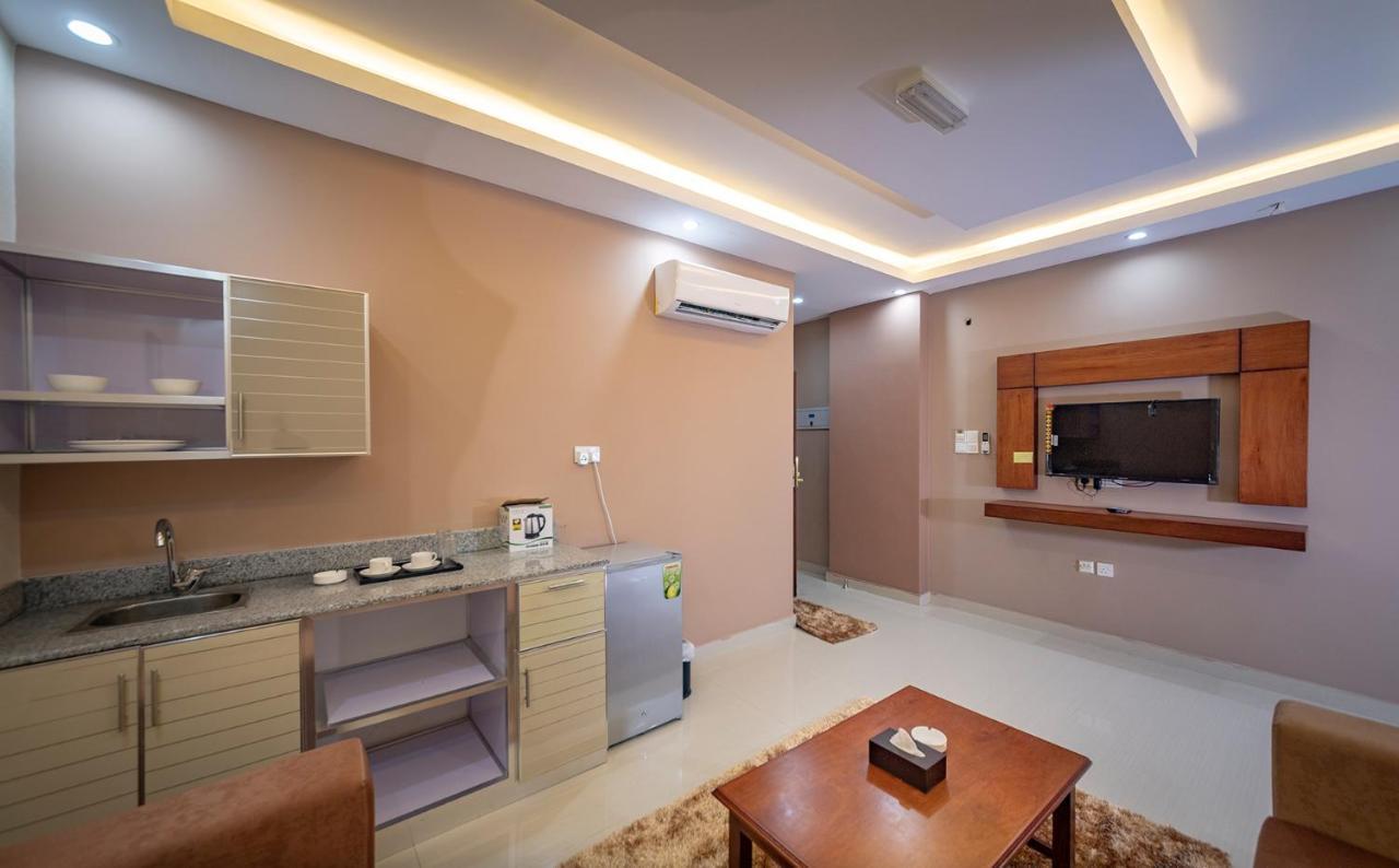 Red-5 - Al Safa Suites Салала Экстерьер фото