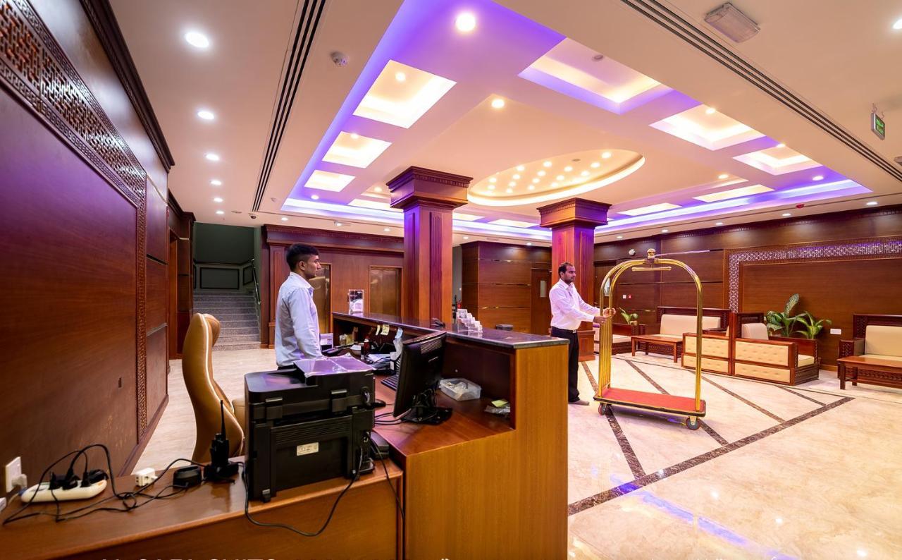 Red-5 - Al Safa Suites Салала Экстерьер фото
