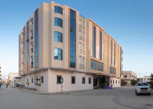 Red-5 - Al Safa Suites Салала Экстерьер фото