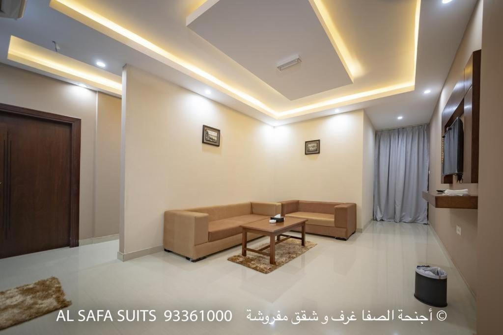 Red-5 - Al Safa Suites Салала Экстерьер фото
