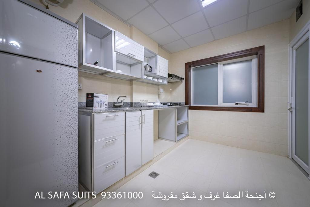 Red-5 - Al Safa Suites Салала Экстерьер фото